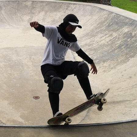 Nyimas Bunga Cinta Indonesian Hijabi Skateboarder